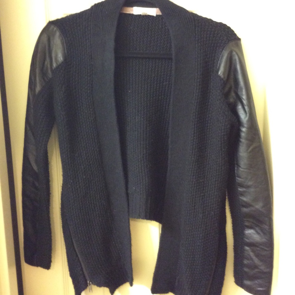 Like new cardigan style jacket w/ pleather sleeves